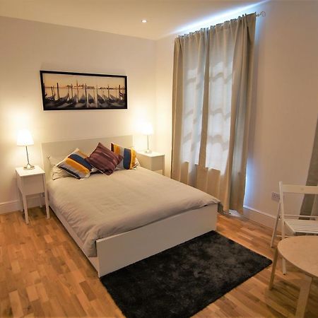 Ifield Road Apartments By Mayfair Stay لندن المظهر الخارجي الصورة